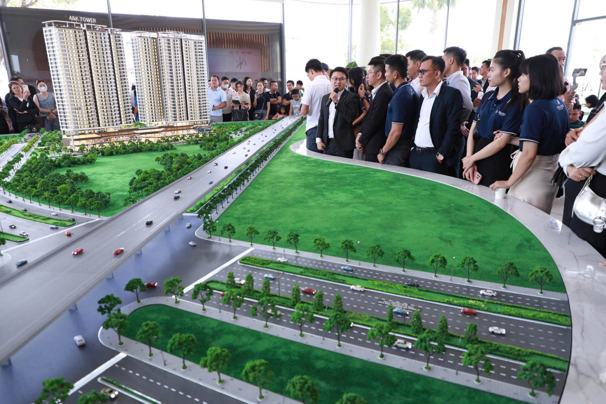 a2-52723339677737986928935